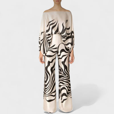 Rivana – Satijnen Co-Ord Set met Asymmetrische Top en Artistieke Print