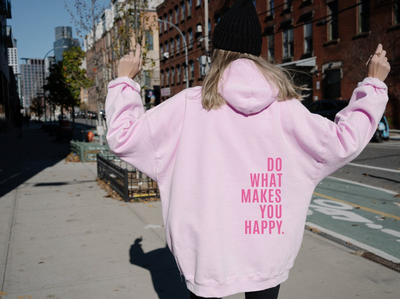 Evy – Hoodie vol Positiviteit