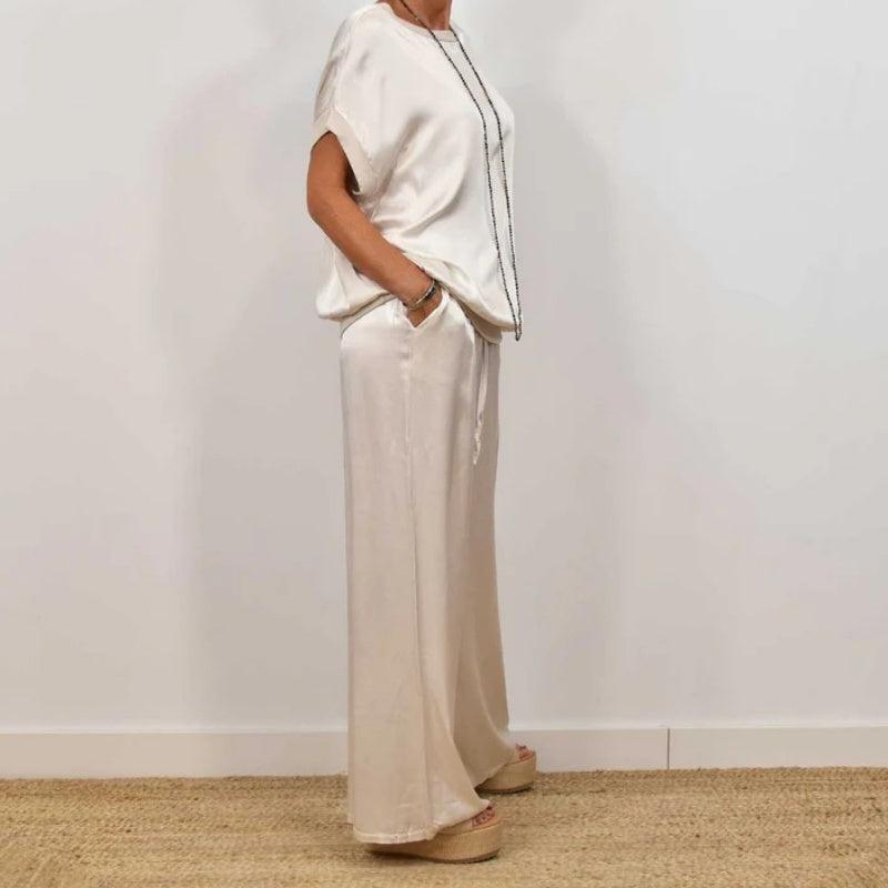 Lucette – Satijnen Set met Luxe Uitstraling